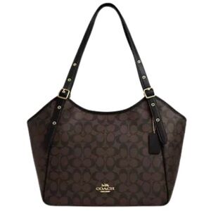 NWOT Coach
MEADOW SHOULDER BAG IN SIGNATURE CANVAS